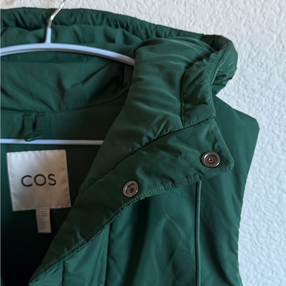 COS Forest Green Padded Hooded Gilet One Size - Picture 4 of 9
